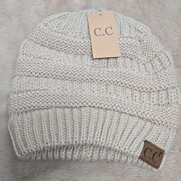 Luxury Divas Thick Slouchy Knit Oversized Beanie Cap Hat - NEW Beige - Picture 1 of 7
